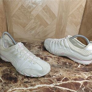Skechers Women's Biker straightway slip on size 8 -651
